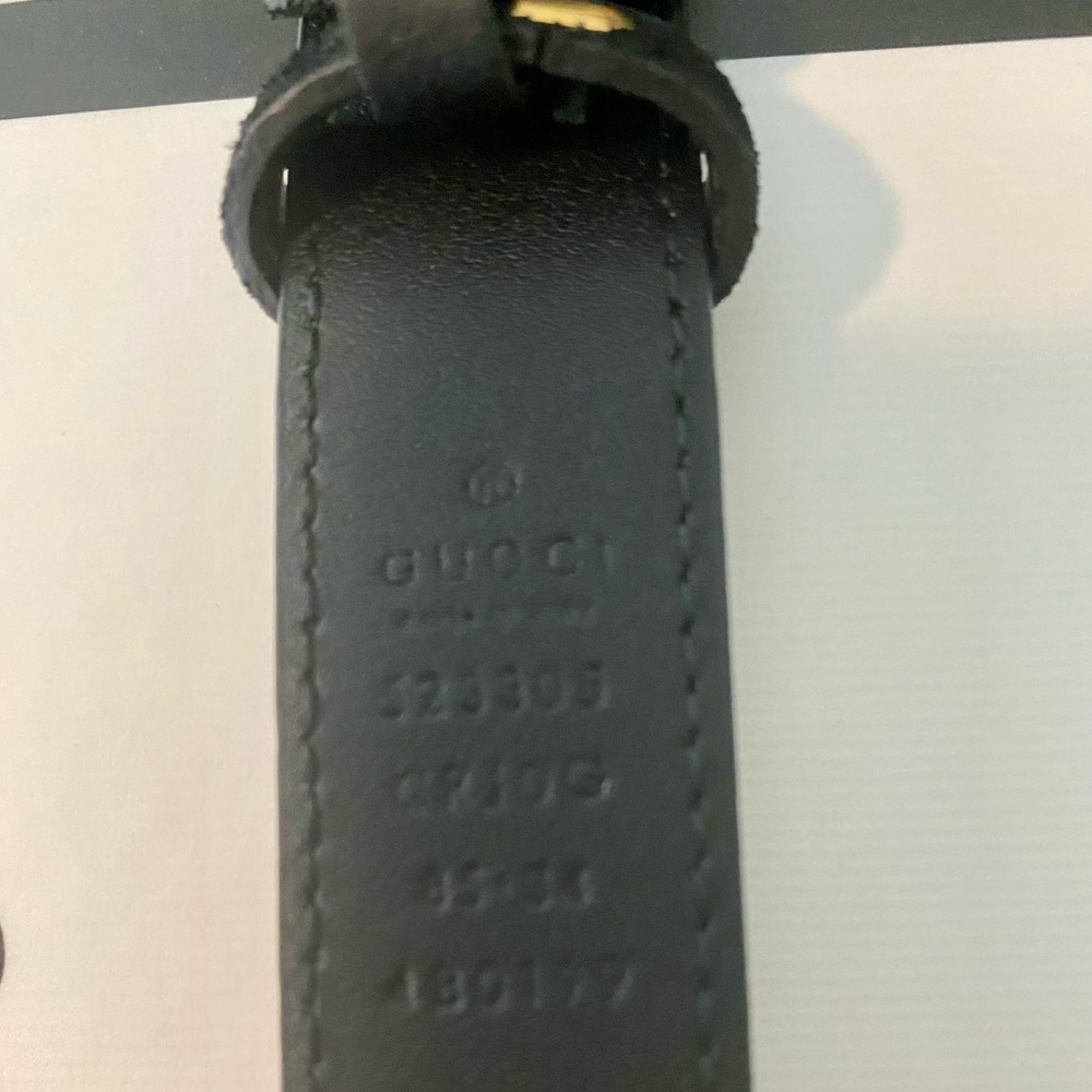 Gucci Skinny Suede Black Belt with Gold Buckle Size 85/34 - Picture 4 of 8